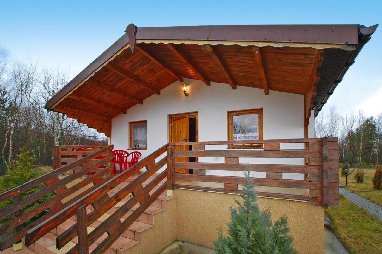Holiday Home Close To The Lake Shore, Dabrowica Dabrowica  Exteriör bild
