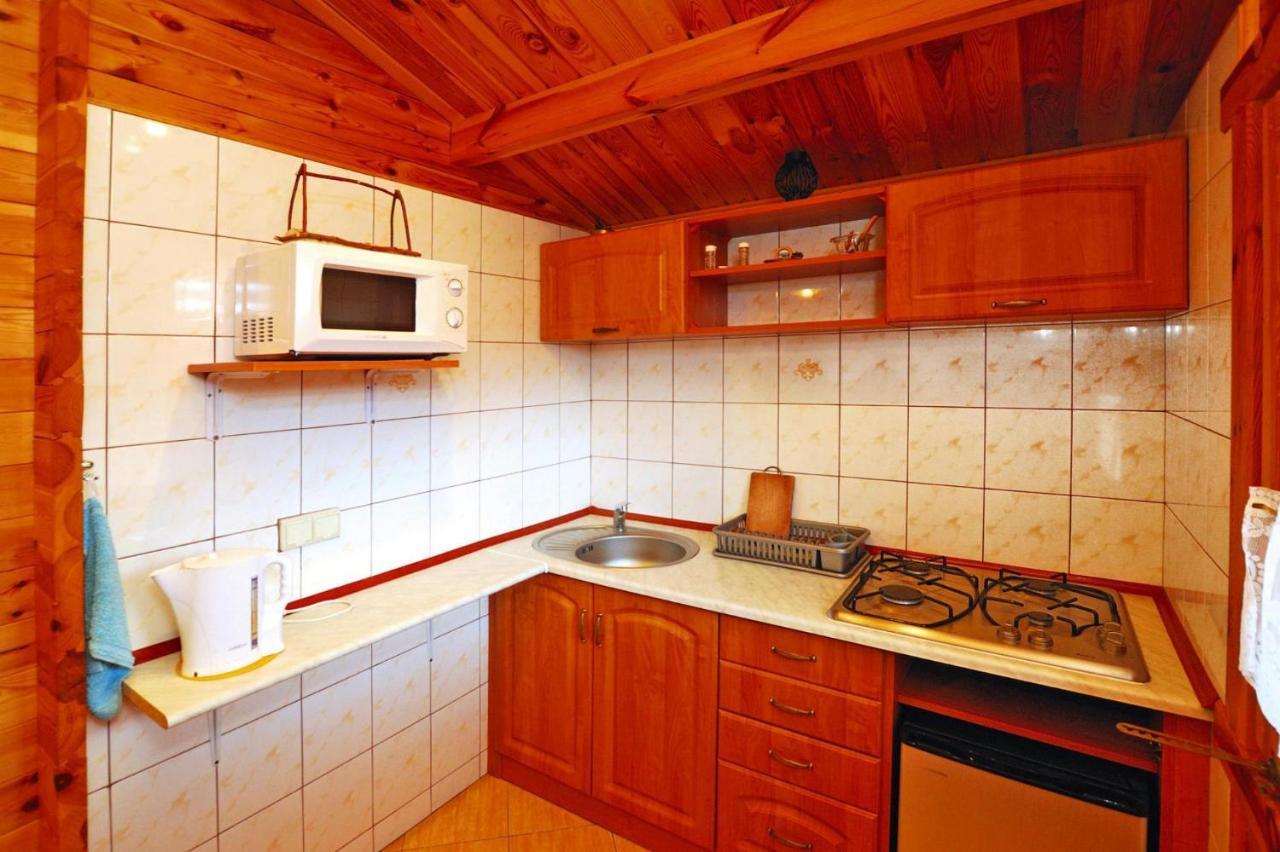 Holiday Home Close To The Lake Shore, Dabrowica Dabrowica  Exteriör bild