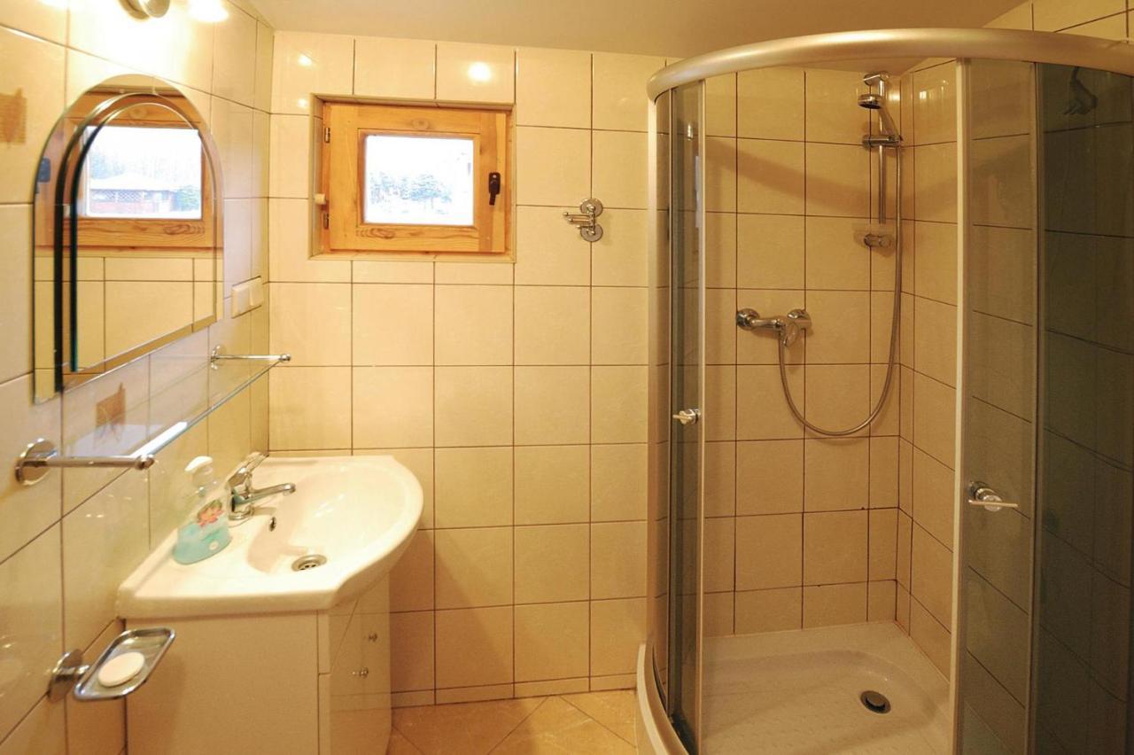 Holiday Home Close To The Lake Shore, Dabrowica Dabrowica  Exteriör bild
