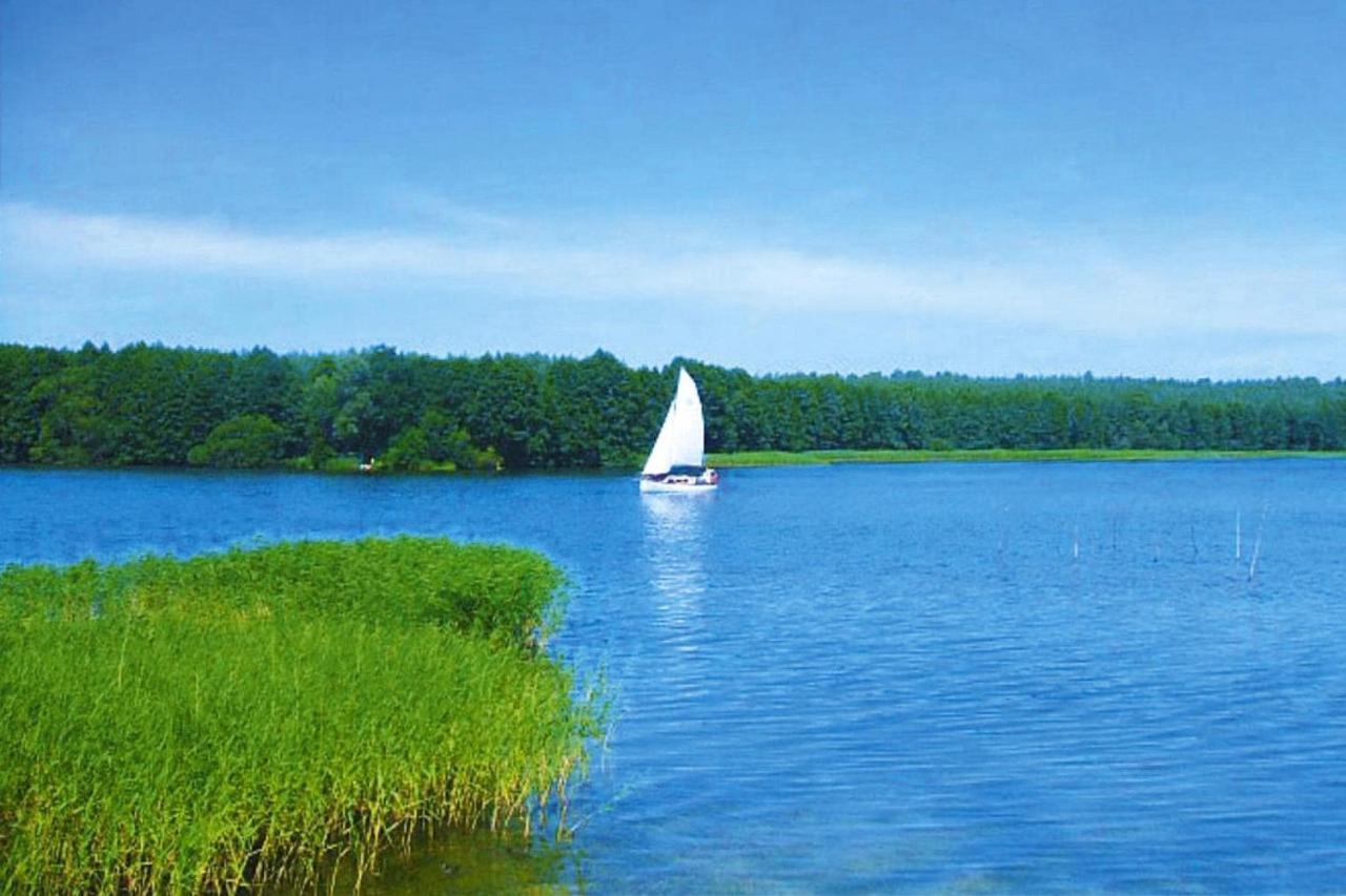 Holiday Home Close To The Lake Shore, Dabrowica Dabrowica  Exteriör bild